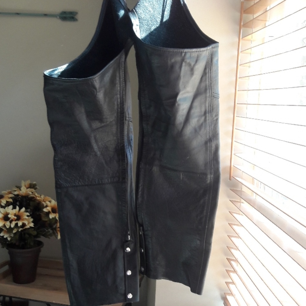LG Cambridge intl leather motorcycle chaps